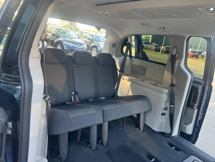 2008 Dodge Grand Caravan 4dr Wgn SXT, available for sale in Swansea, Massachusetts | Gas On The Run. Swansea, Massachusetts 2008 Dodge Grand Caravan 4dr Wgn SXT, available for sale in Swansea, Massachusetts | Gas On The Run. Swansea, Massachusetts