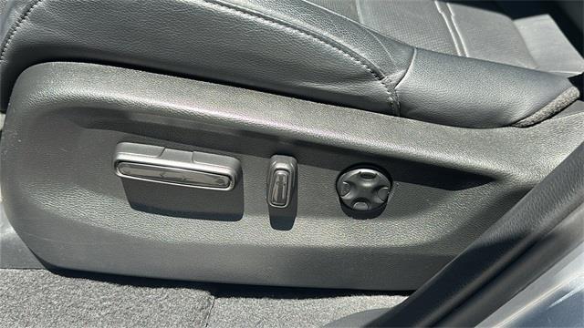 2022 Honda Cr-v EX-L, available for sale in Avon, Connecticut | Sullivan Automotive Group. Avon, Connecticut 2022 Honda Cr-v EX-L, available for sale in Avon, Connecticut | Sullivan Automotive Group. Avon, Connecticut