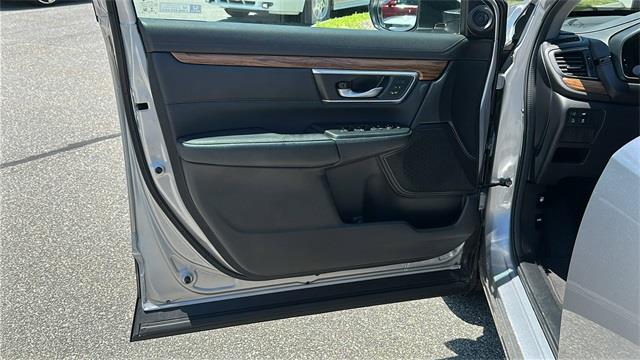 2022 Honda Cr-v EX-L, available for sale in Avon, Connecticut | Sullivan Automotive Group. Avon, Connecticut 2022 Honda Cr-v EX-L, available for sale in Avon, Connecticut | Sullivan Automotive Group. Avon, Connecticut