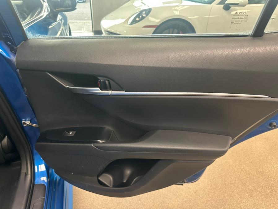 2020 Toyota Camry SE Auto (Natl), available for sale in Inwood, New York | 5 Towns Drive. Inwood, New York 2020 Toyota Camry SE Auto (Natl), available for sale in Inwood, New York | 5 Towns Drive. Inwood, New York