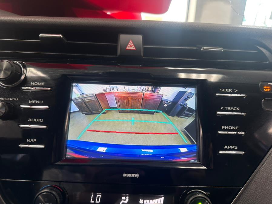 2020 Toyota Camry SE Auto (Natl), available for sale in Inwood, New York | 5 Towns Drive. Inwood, New York 2020 Toyota Camry SE Auto (Natl), available for sale in Inwood, New York | 5 Towns Drive. Inwood, New York