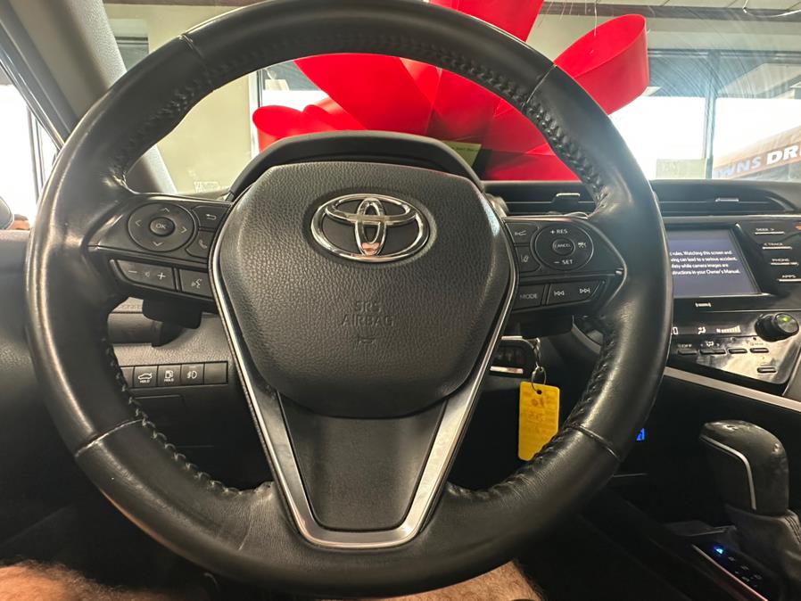 2020 Toyota Camry SE Auto (Natl), available for sale in Inwood, New York | 5 Towns Drive. Inwood, New York 2020 Toyota Camry SE Auto (Natl), available for sale in Inwood, New York | 5 Towns Drive. Inwood, New York