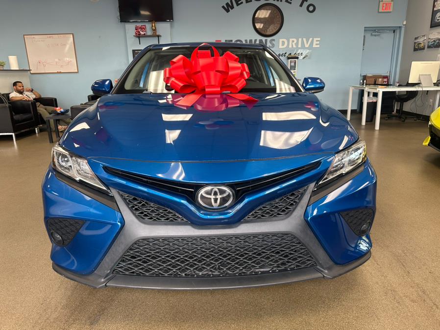2020 Toyota Camry SE Auto (Natl), available for sale in Inwood, New York | 5 Towns Drive. Inwood, New York 2020 Toyota Camry SE Auto (Natl), available for sale in Inwood, New York | 5 Towns Drive. Inwood, New York
