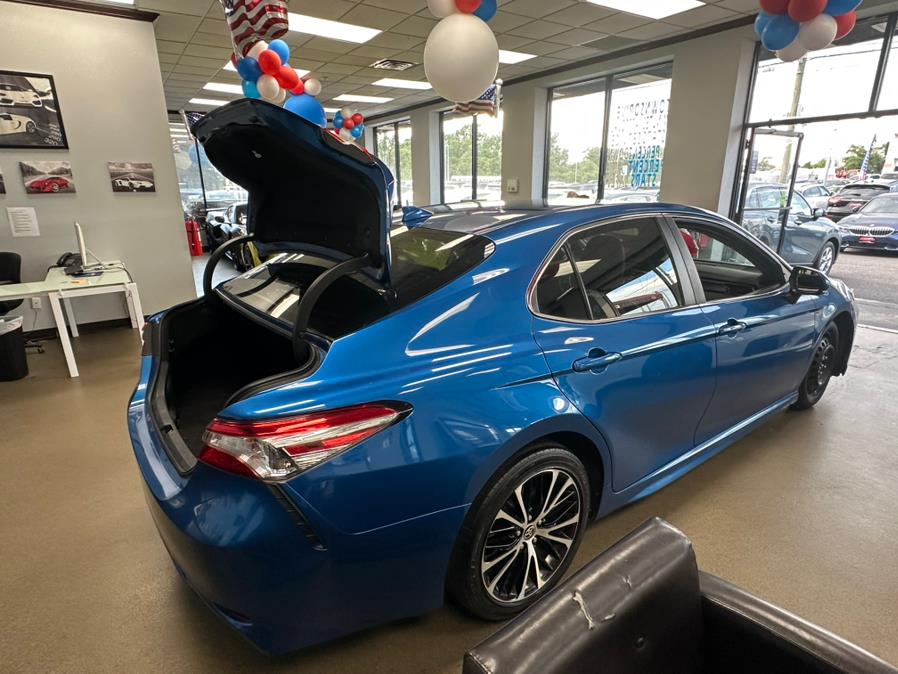 2020 Toyota Camry SE Auto (Natl), available for sale in Inwood, New York | 5 Towns Drive. Inwood, New York 2020 Toyota Camry SE Auto (Natl), available for sale in Inwood, New York | 5 Towns Drive. Inwood, New York