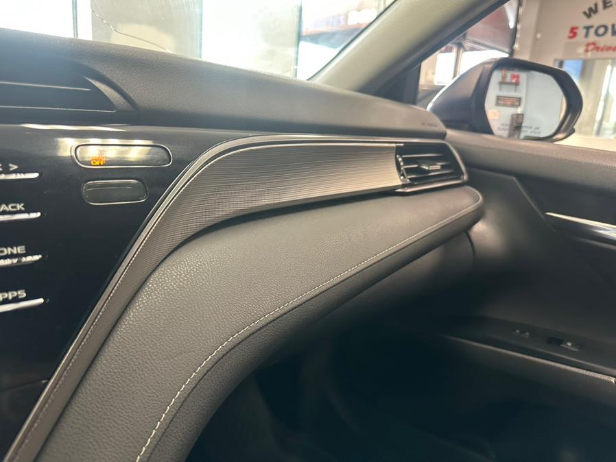 2020 Toyota Camry SE Auto (Natl), available for sale in Inwood, New York | 5 Towns Drive. Inwood, New York 2020 Toyota Camry SE Auto (Natl), available for sale in Inwood, New York | 5 Towns Drive. Inwood, New York