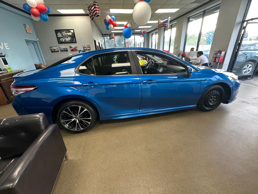 2020 Toyota Camry SE Auto (Natl), available for sale in Inwood, New York | 5 Towns Drive. Inwood, New York 2020 Toyota Camry SE Auto (Natl), available for sale in Inwood, New York | 5 Towns Drive. Inwood, New York