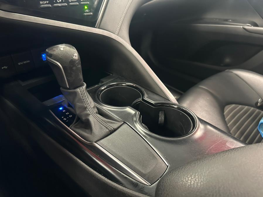 2020 Toyota Camry SE Auto (Natl), available for sale in Inwood, New York | 5 Towns Drive. Inwood, New York 2020 Toyota Camry SE Auto (Natl), available for sale in Inwood, New York | 5 Towns Drive. Inwood, New York