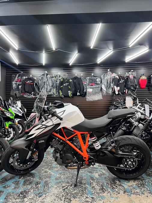 2019 KTM SUPERDUKE 1290R R, available for sale in Brooklyn, New York | Autoforward Motors Inc.. Brooklyn, New York 2019 KTM SUPERDUKE 1290R R, available for sale in Brooklyn, New York | Autoforward Motors Inc.. Brooklyn, New York