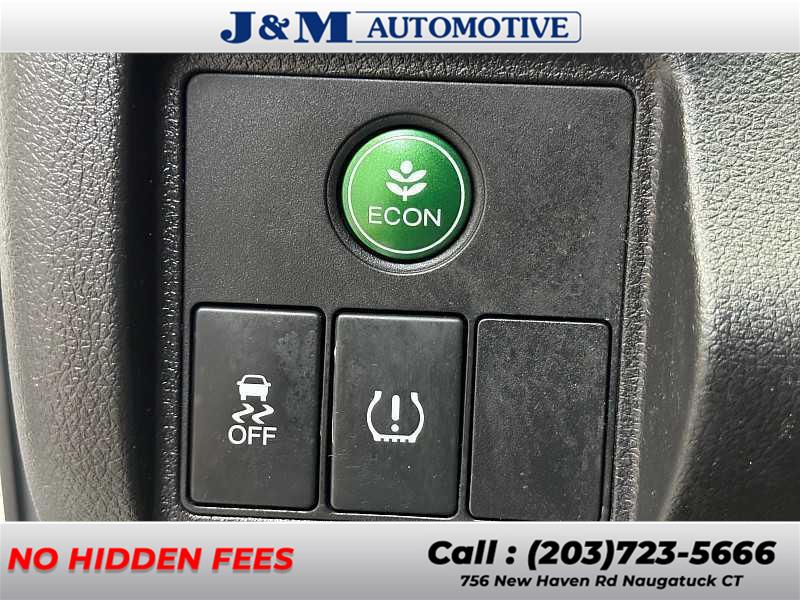 2016 Honda Hr-v LX, available for sale in Naugatuck, Connecticut | J&M Automotive Sls&Svc LLC. Naugatuck, Connecticut 2016 Honda Hr-v LX, available for sale in Naugatuck, Connecticut | J&M Automotive Sls&Svc LLC. Naugatuck, Connecticut