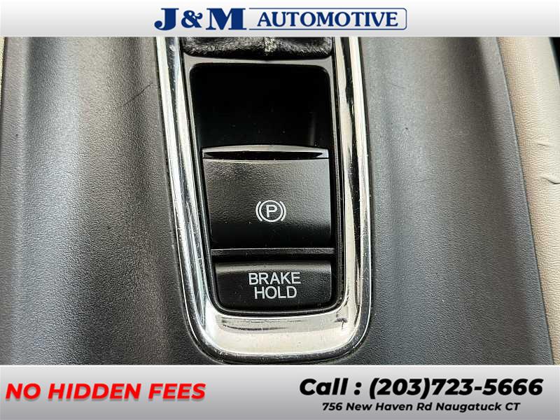 2016 Honda Hr-v LX, available for sale in Naugatuck, Connecticut | J&M Automotive Sls&Svc LLC. Naugatuck, Connecticut 2016 Honda Hr-v LX, available for sale in Naugatuck, Connecticut | J&M Automotive Sls&Svc LLC. Naugatuck, Connecticut