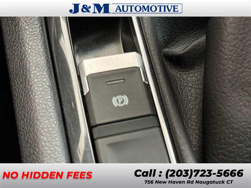 2022 Volkswagen Tiguan SEL R-Line, available for sale in Naugatuck, Connecticut | J&M Automotive Sls&Svc LLC. Naugatuck, Connecticut 2022 Volkswagen Tiguan SEL R-Line, available for sale in Naugatuck, Connecticut | J&M Automotive Sls&Svc LLC. Naugatuck, Connecticut
