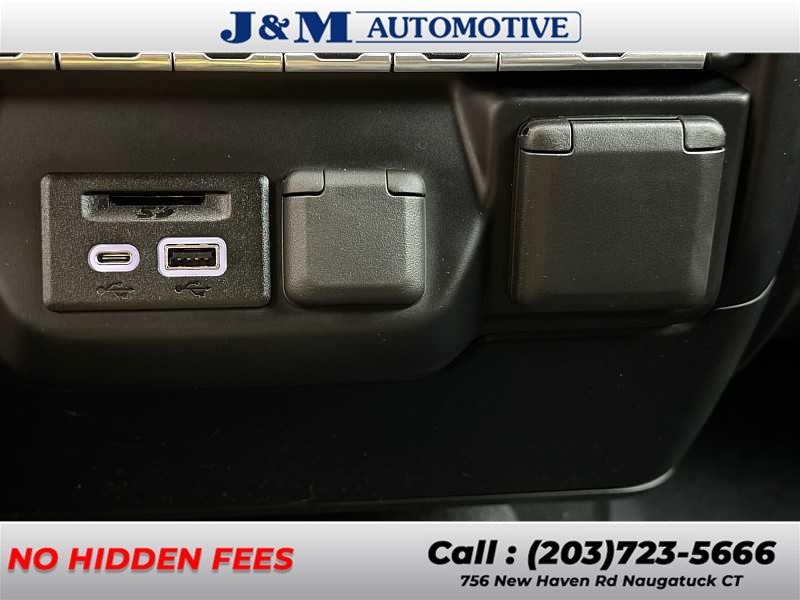 2019 Chevrolet Silverado 1500 LT, available for sale in Naugatuck, Connecticut | J&M Automotive Sls&Svc LLC. Naugatuck, Connecticut 2019 Chevrolet Silverado 1500 LT, available for sale in Naugatuck, Connecticut | J&M Automotive Sls&Svc LLC. Naugatuck, Connecticut