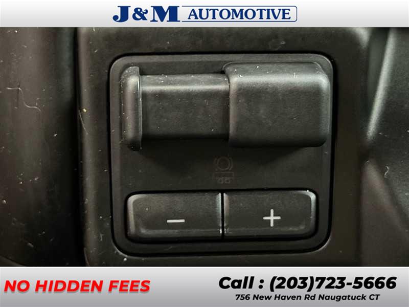 2019 Chevrolet Silverado 1500 LT, available for sale in Naugatuck, Connecticut | J&M Automotive Sls&Svc LLC. Naugatuck, Connecticut 2019 Chevrolet Silverado 1500 LT, available for sale in Naugatuck, Connecticut | J&M Automotive Sls&Svc LLC. Naugatuck, Connecticut