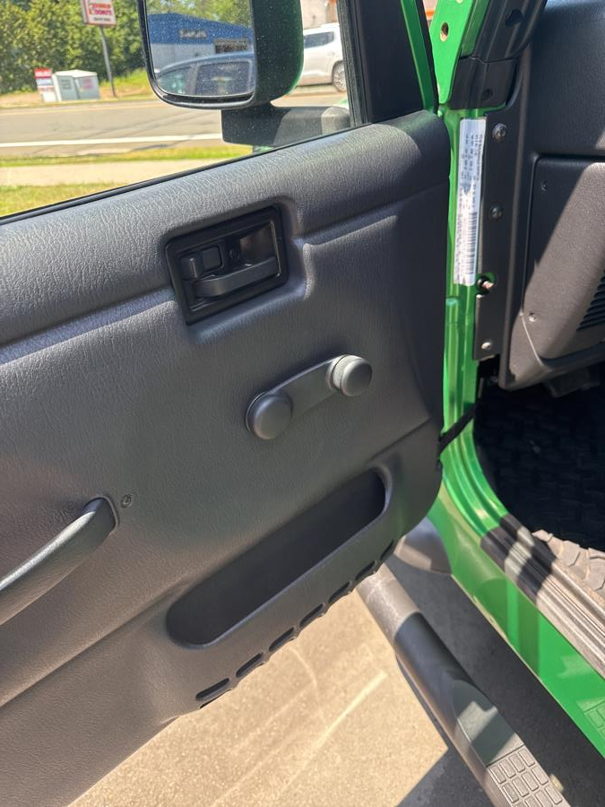 2004 Jeep Wrangler 2dr SE, available for sale in Branford, Connecticut | Al Mac Motors 2. Branford, Connecticut 2004 Jeep Wrangler 2dr SE, available for sale in Branford, Connecticut | Al Mac Motors 2. Branford, Connecticut