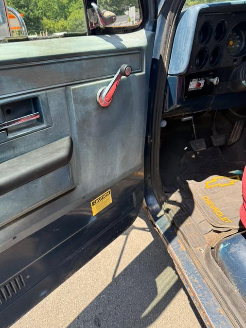 1987 GMC 1 Ton R30/35 Chassis Cab 159.5" WB, available for sale in Branford, Connecticut | Al Mac Motors 2. Branford, Connecticut 1987 GMC 1 Ton R30/35 Chassis Cab 159.5" WB, available for sale in Branford, Connecticut | Al Mac Motors 2. Branford, Connecticut