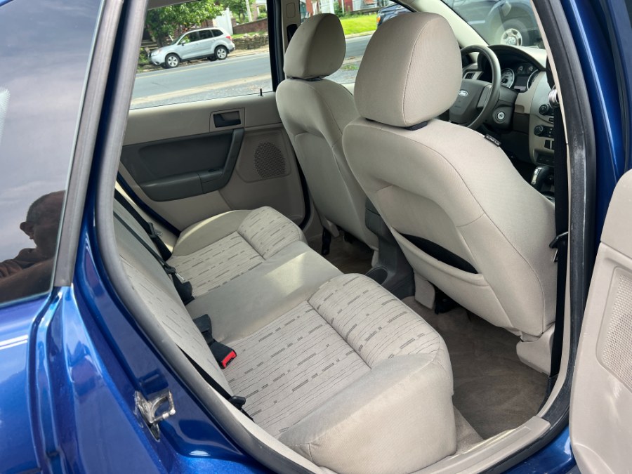 2009 Ford Focus 4dr Sdn SE, available for sale in Bethlehem, Pennsylvania | Best Auto Deals LLC. Bethlehem, Pennsylvania 2009 Ford Focus 4dr Sdn SE, available for sale in Bethlehem, Pennsylvania | Best Auto Deals LLC. Bethlehem, Pennsylvania