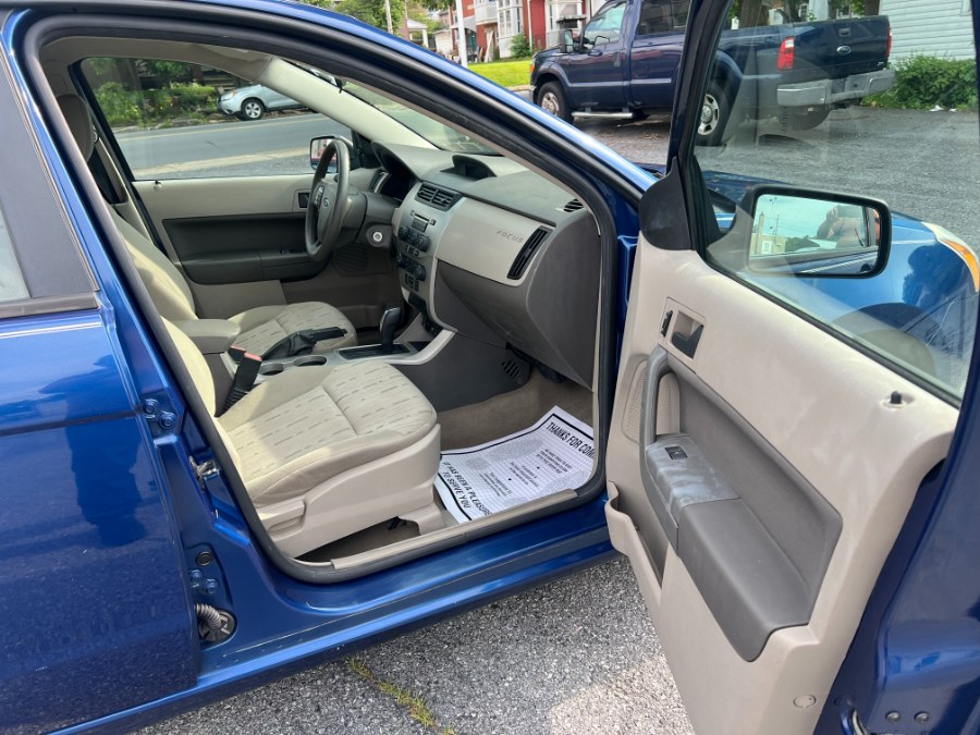 2009 Ford Focus 4dr Sdn SE, available for sale in Bethlehem, Pennsylvania | Best Auto Deals LLC. Bethlehem, Pennsylvania 2009 Ford Focus 4dr Sdn SE, available for sale in Bethlehem, Pennsylvania | Best Auto Deals LLC. Bethlehem, Pennsylvania