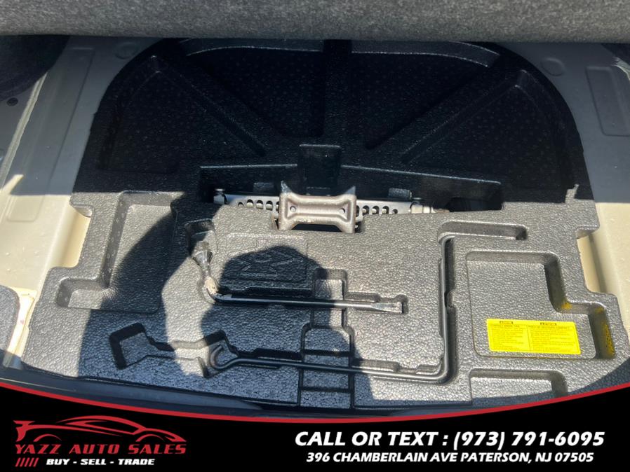 2014 Toyota Camry 4dr Sdn I4 Auto SE (Natl) *Ltd Avail*, available for sale in Paterson, New Jersey | Yazz Auto Sales. Paterson, New Jersey 2014 Toyota Camry 4dr Sdn I4 Auto SE (Natl) *Ltd Avail*, available for sale in Paterson, New Jersey | Yazz Auto Sales. Paterson, New Jersey