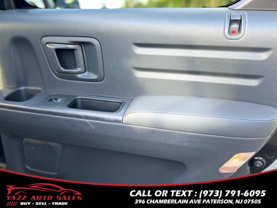 2013 Honda Ridgeline 4WD Crew Cab RTL w/Navi, available for sale in Paterson, New Jersey | Yazz Auto Sales. Paterson, New Jersey 2013 Honda Ridgeline 4WD Crew Cab RTL w/Navi, available for sale in Paterson, New Jersey | Yazz Auto Sales. Paterson, New Jersey