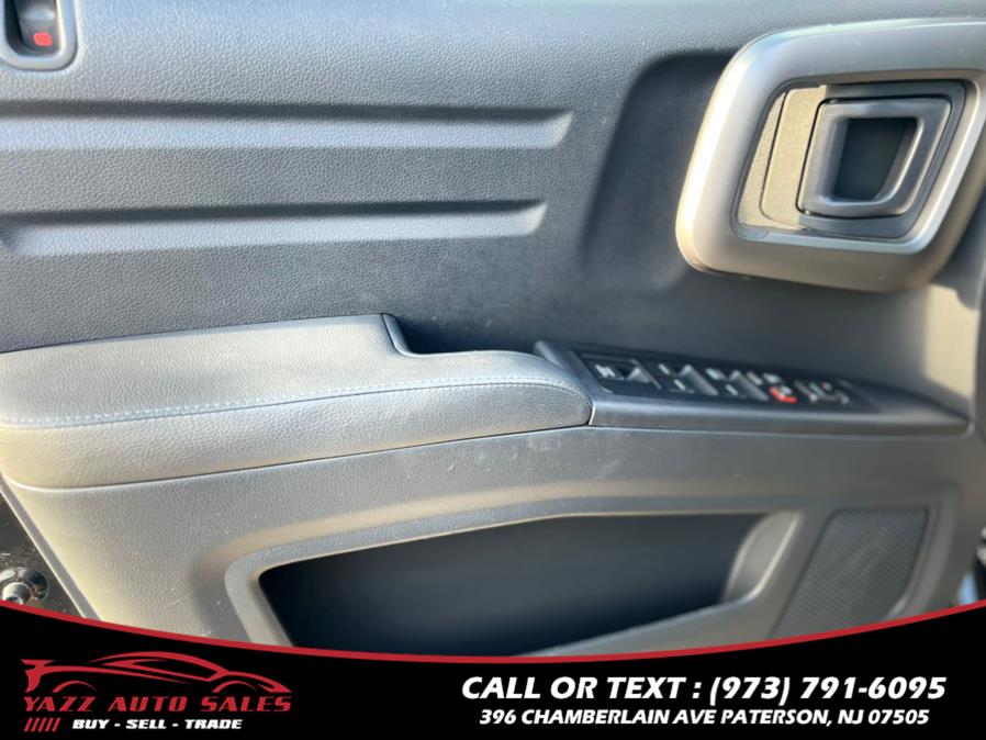 2013 Honda Ridgeline 4WD Crew Cab RTL w/Navi, available for sale in Paterson, New Jersey | Yazz Auto Sales. Paterson, New Jersey 2013 Honda Ridgeline 4WD Crew Cab RTL w/Navi, available for sale in Paterson, New Jersey | Yazz Auto Sales. Paterson, New Jersey