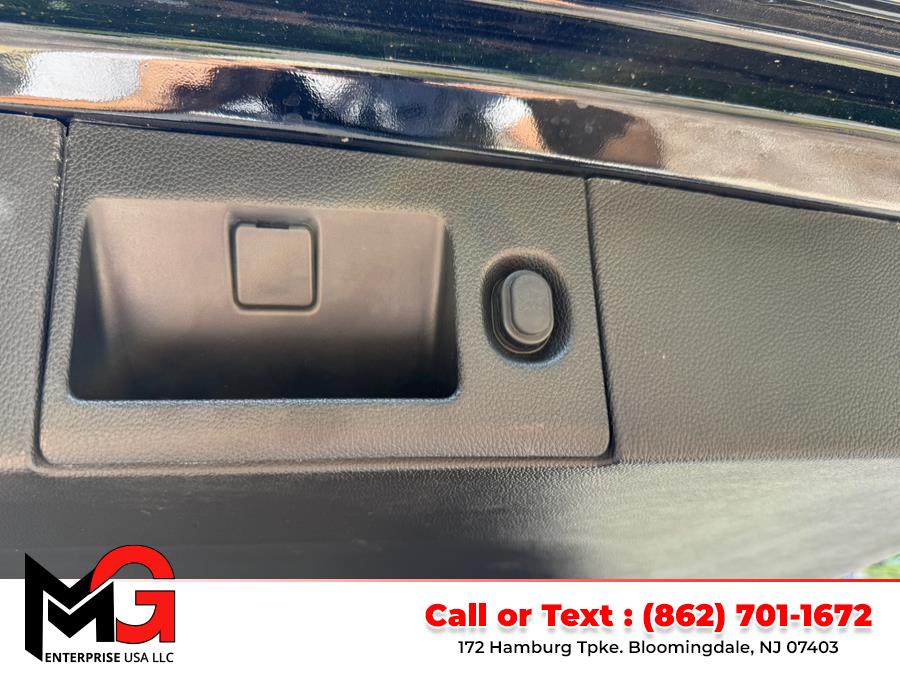 2018 Cadillac Escalade ESV 4WD 4dr, available for sale in Bloomingdale, New Jersey | MG Enterprise USA. Bloomingdale, New Jersey 2018 Cadillac Escalade ESV 4WD 4dr, available for sale in Bloomingdale, New Jersey | MG Enterprise USA. Bloomingdale, New Jersey