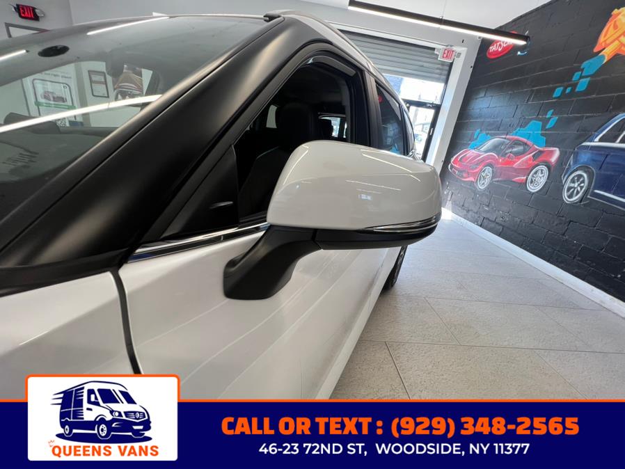2025 Toyota Highlander Hybrid XLE Nightshade AWD (Natl), available for sale in Woodside, New York | Queens Vans LLC. Woodside, New York 2025 Toyota Highlander Hybrid XLE Nightshade AWD (Natl), available for sale in Woodside, New York | Queens Vans LLC. Woodside, New York