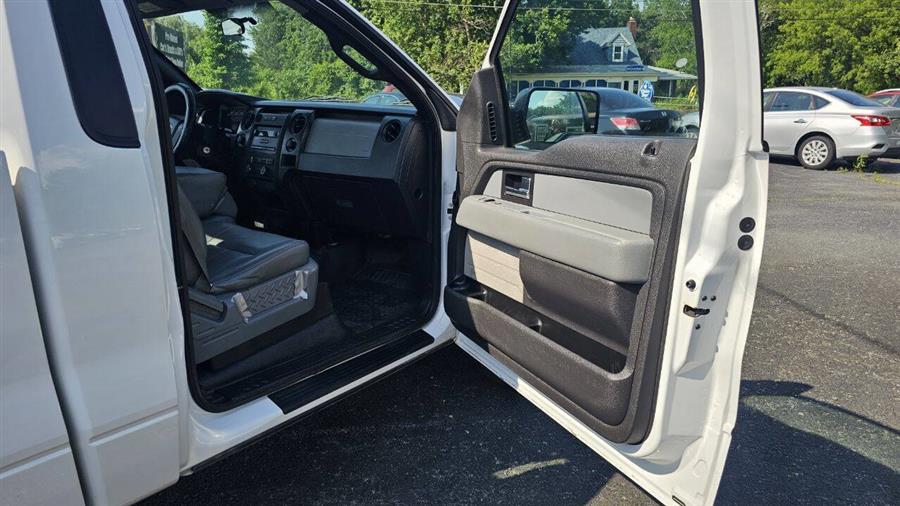 2013 Ford F-150 XL 4x4 2dr Regular Cab Styleside 8 ft. LB, available for sale in Wolcott, New York | Auto Hunter CNY. Wolcott, New York 2013 Ford F-150 XL 4x4 2dr Regular Cab Styleside 8 ft. LB, available for sale in Wolcott, New York | Auto Hunter CNY. Wolcott, New York