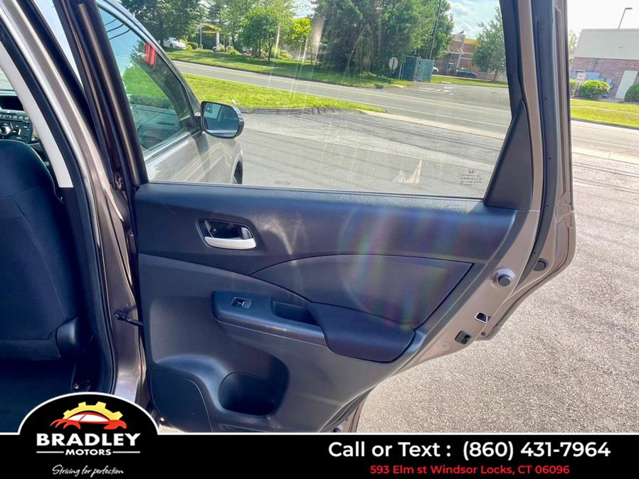 2016 Honda CR-V SE AWD, available for sale in Windsor Locks, Connecticut | Bradley Motors Inc. Windsor Locks, Connecticut 2016 Honda CR-V SE AWD, available for sale in Windsor Locks, Connecticut | Bradley Motors Inc. Windsor Locks, Connecticut