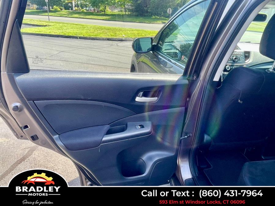2016 Honda CR-V SE AWD, available for sale in Windsor Locks, Connecticut | Bradley Motors Inc. Windsor Locks, Connecticut 2016 Honda CR-V SE AWD, available for sale in Windsor Locks, Connecticut | Bradley Motors Inc. Windsor Locks, Connecticut