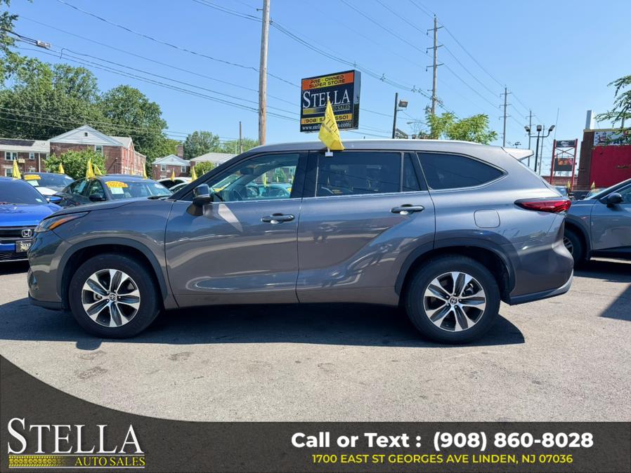 2022 Toyota Highlander XLE FWD (Natl), available for sale in Linden, New Jersey | Stella Auto Sales. Linden, New Jersey 2022 Toyota Highlander XLE FWD (Natl), available for sale in Linden, New Jersey | Stella Auto Sales. Linden, New Jersey