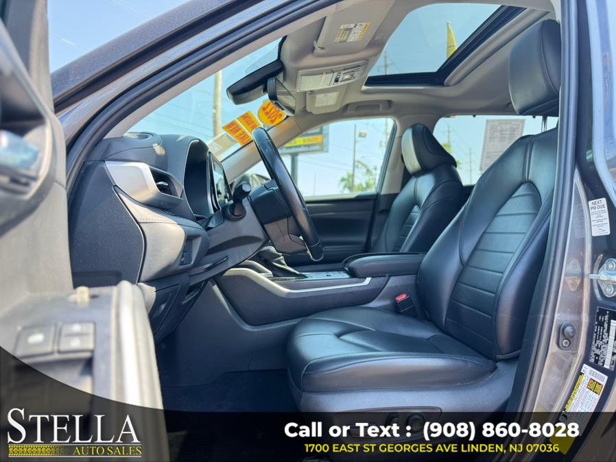 2022 Toyota Highlander XLE FWD (Natl), available for sale in Linden, New Jersey | Stella Auto Sales. Linden, New Jersey 2022 Toyota Highlander XLE FWD (Natl), available for sale in Linden, New Jersey | Stella Auto Sales. Linden, New Jersey