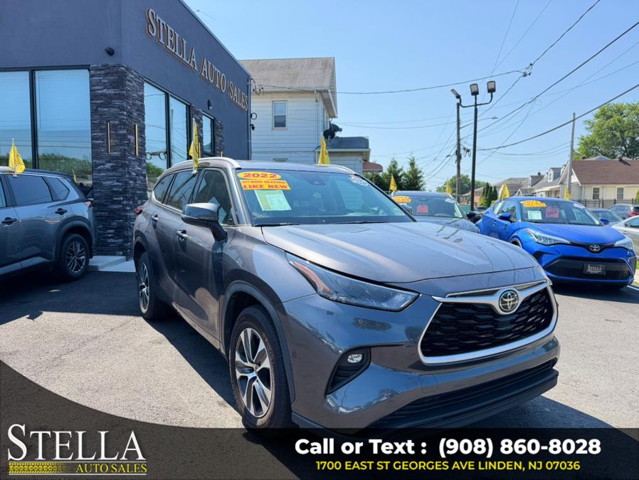 2022 Toyota Highlander XLE FWD (Natl), available for sale in Linden, New Jersey | Stella Auto Sales. Linden, New Jersey 2022 Toyota Highlander XLE FWD (Natl), available for sale in Linden, New Jersey | Stella Auto Sales. Linden, New Jersey