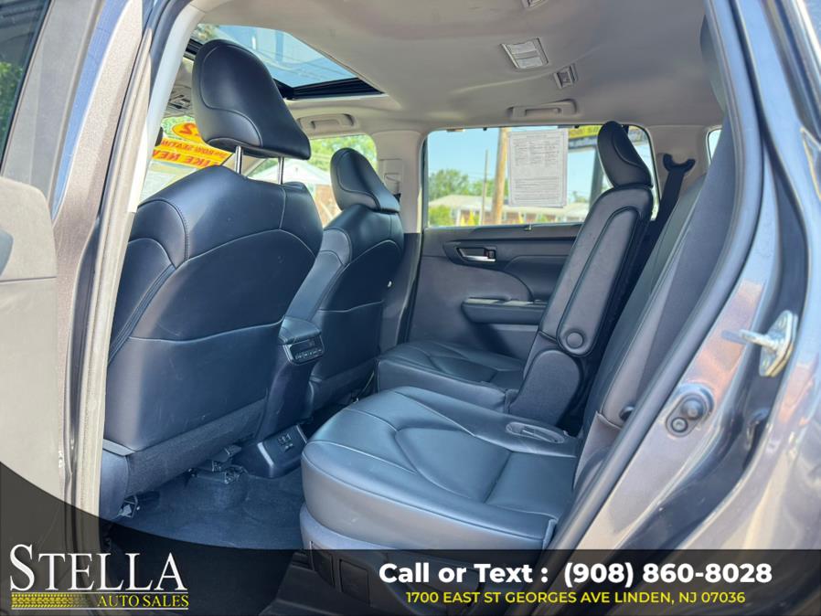 2022 Toyota Highlander XLE FWD (Natl), available for sale in Linden, New Jersey | Stella Auto Sales. Linden, New Jersey 2022 Toyota Highlander XLE FWD (Natl), available for sale in Linden, New Jersey | Stella Auto Sales. Linden, New Jersey