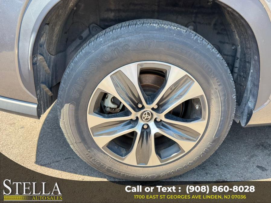 2022 Toyota Highlander XLE FWD (Natl), available for sale in Linden, New Jersey | Stella Auto Sales. Linden, New Jersey 2022 Toyota Highlander XLE FWD (Natl), available for sale in Linden, New Jersey | Stella Auto Sales. Linden, New Jersey