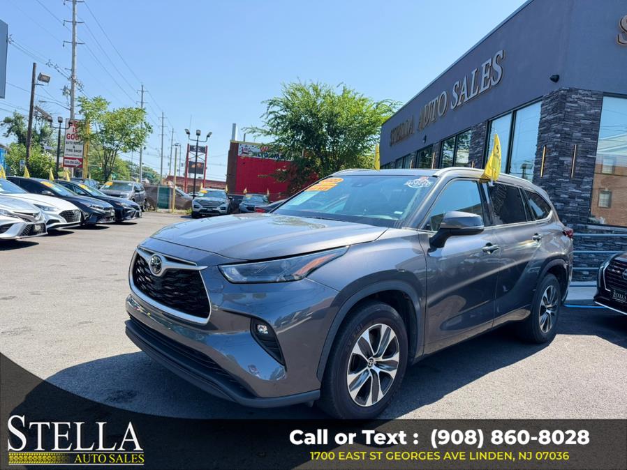 2022 Toyota Highlander XLE FWD (Natl), available for sale in Linden, New Jersey | Stella Auto Sales. Linden, New Jersey 2022 Toyota Highlander XLE FWD (Natl), available for sale in Linden, New Jersey | Stella Auto Sales. Linden, New Jersey