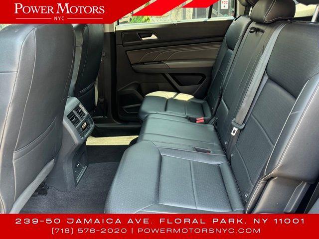 2021 Volkswagen Atlas 3.6L V6 SE w/Technology, available for sale in Floral Park, New York | Shop Auto NY. Floral Park, New York 2021 Volkswagen Atlas 3.6L V6 SE w/Technology, available for sale in Floral Park, New York | Shop Auto NY. Floral Park, New York
