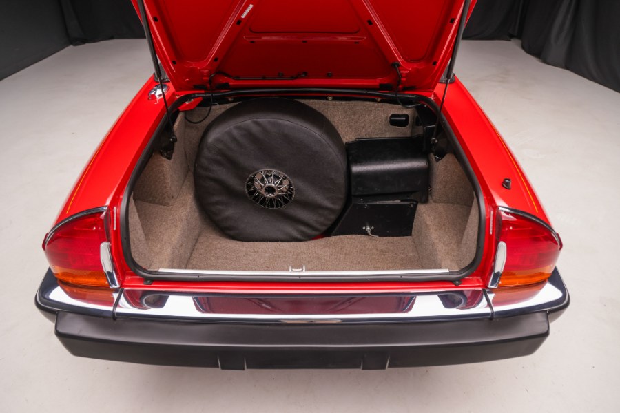 1990 Jaguar XJS 2dr Convertible, available for sale in North Salem, New York | Meccanic Shop North Inc. North Salem, New York 1990 Jaguar XJS 2dr Convertible, available for sale in North Salem, New York | Meccanic Shop North Inc. North Salem, New York