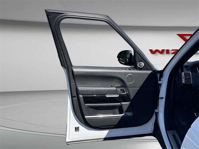 2015 Land Rover Range Rover 5.0L V8 Supercharged Autobiography, available for sale in Stratford, Connecticut | Wiz Leasing Inc. Stratford, Connecticut 2015 Land Rover Range Rover 5.0L V8 Supercharged Autobiography, available for sale in Stratford, Connecticut | Wiz Leasing Inc. Stratford, Connecticut