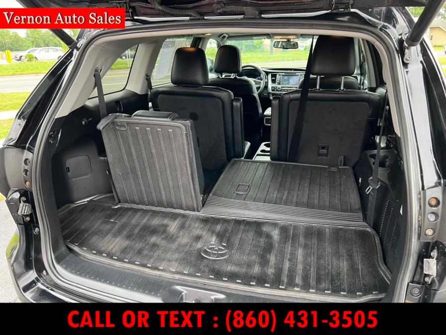 2016 Toyota Highlander AWD 4dr V6 XLE (Natl), available for sale in Manchester, Connecticut | Vernon Auto Sale & Service. Manchester, Connecticut 2016 Toyota Highlander AWD 4dr V6 XLE (Natl), available for sale in Manchester, Connecticut | Vernon Auto Sale & Service. Manchester, Connecticut