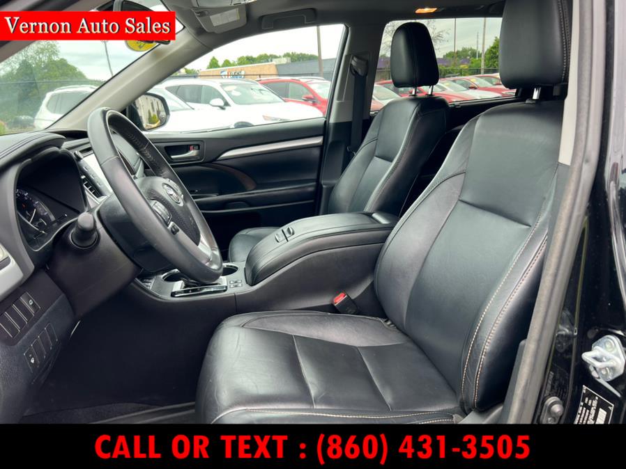 2016 Toyota Highlander AWD 4dr V6 XLE (Natl), available for sale in Manchester, Connecticut | Vernon Auto Sale & Service. Manchester, Connecticut 2016 Toyota Highlander AWD 4dr V6 XLE (Natl), available for sale in Manchester, Connecticut | Vernon Auto Sale & Service. Manchester, Connecticut