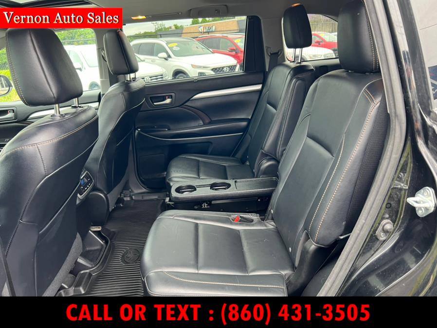 2016 Toyota Highlander AWD 4dr V6 XLE (Natl), available for sale in Manchester, Connecticut | Vernon Auto Sale & Service. Manchester, Connecticut 2016 Toyota Highlander AWD 4dr V6 XLE (Natl), available for sale in Manchester, Connecticut | Vernon Auto Sale & Service. Manchester, Connecticut