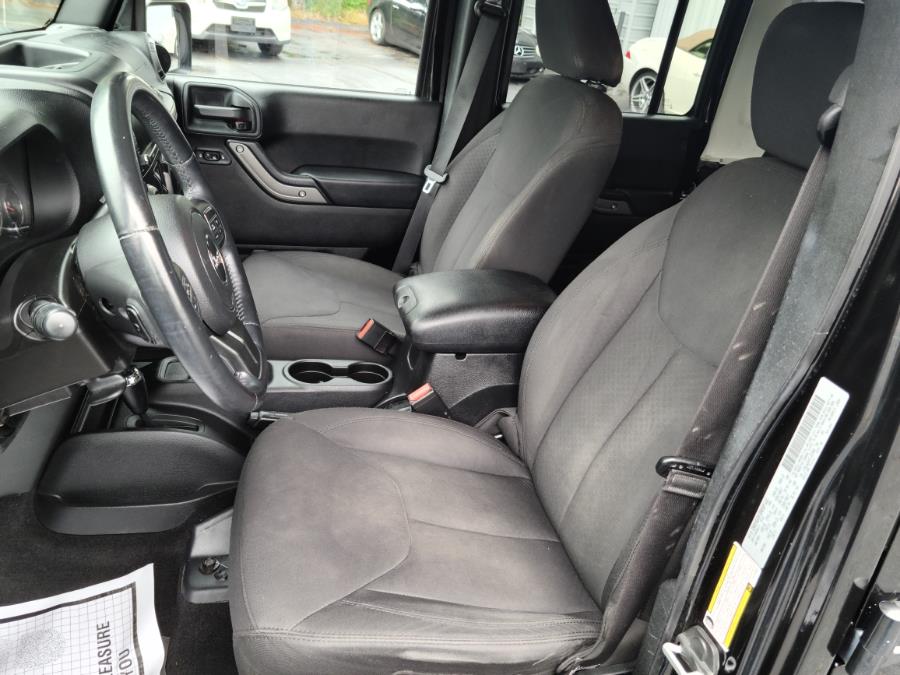 2015 Jeep Wrangler Unlimited 4WD 4dr Sport, available for sale in Milford, Connecticut | Chip's Auto Sales Inc. Milford, Connecticut 2015 Jeep Wrangler Unlimited 4WD 4dr Sport, available for sale in Milford, Connecticut | Chip's Auto Sales Inc. Milford, Connecticut