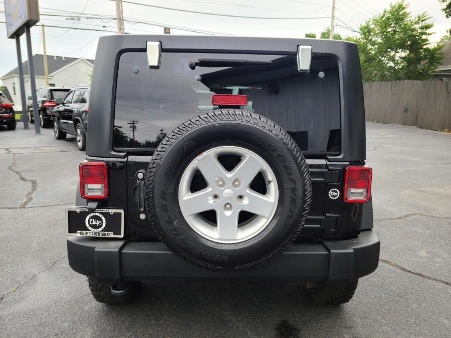 2015 Jeep Wrangler Unlimited 4WD 4dr Sport, available for sale in Milford, Connecticut | Chip's Auto Sales Inc. Milford, Connecticut 2015 Jeep Wrangler Unlimited 4WD 4dr Sport, available for sale in Milford, Connecticut | Chip's Auto Sales Inc. Milford, Connecticut