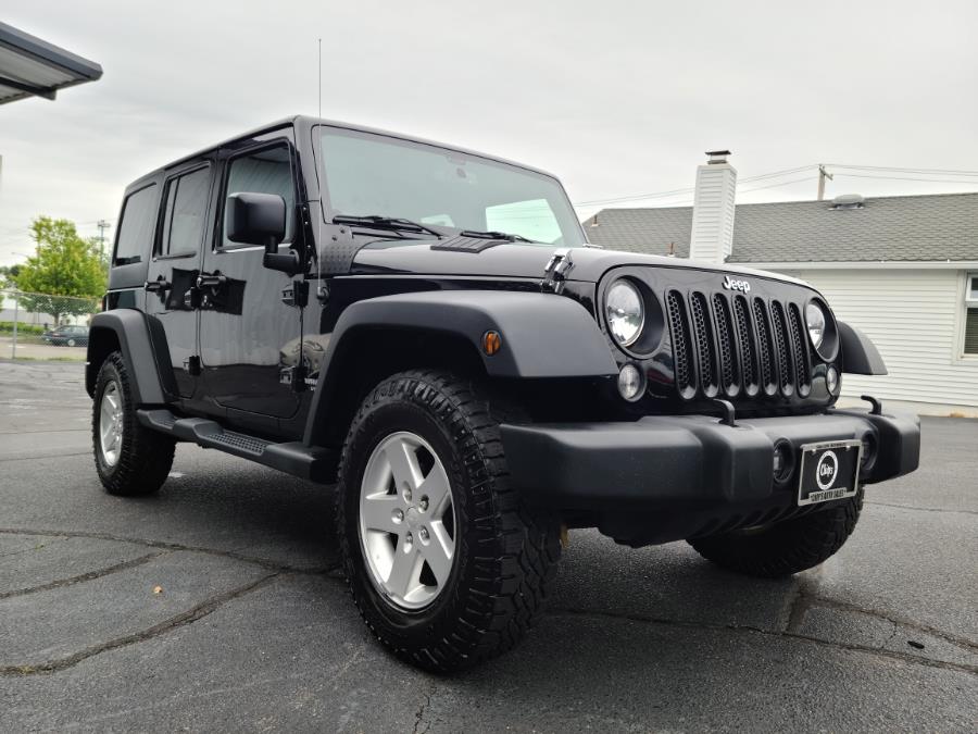 2015 Jeep Wrangler Unlimited 4WD 4dr Sport, available for sale in Milford, Connecticut | Chip's Auto Sales Inc. Milford, Connecticut 2015 Jeep Wrangler Unlimited 4WD 4dr Sport, available for sale in Milford, Connecticut | Chip's Auto Sales Inc. Milford, Connecticut