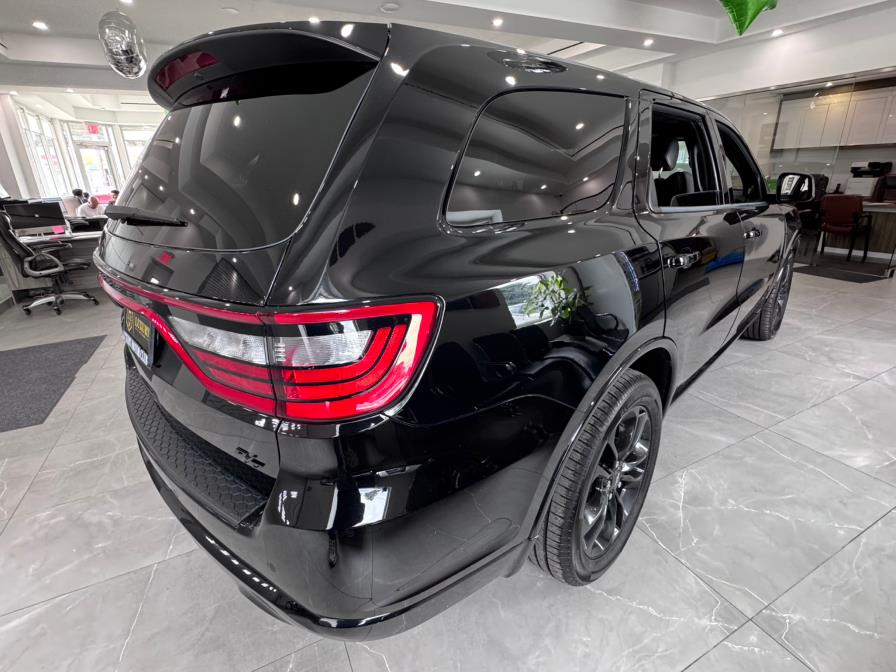 2022 Dodge Durango R/T AWD, available for sale in Franklin Square, New York | Luxury Motor Club. Franklin Square, New York 2022 Dodge Durango R/T AWD, available for sale in Franklin Square, New York | Luxury Motor Club. Franklin Square, New York