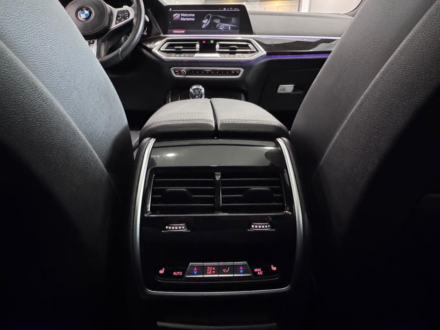 2019 BMW X5 xDrive40i Sports Activity Vehicle, available for sale in Franklin Square, New York | Luxury Motor Club. Franklin Square, New York 2019 BMW X5 xDrive40i Sports Activity Vehicle, available for sale in Franklin Square, New York | Luxury Motor Club. Franklin Square, New York
