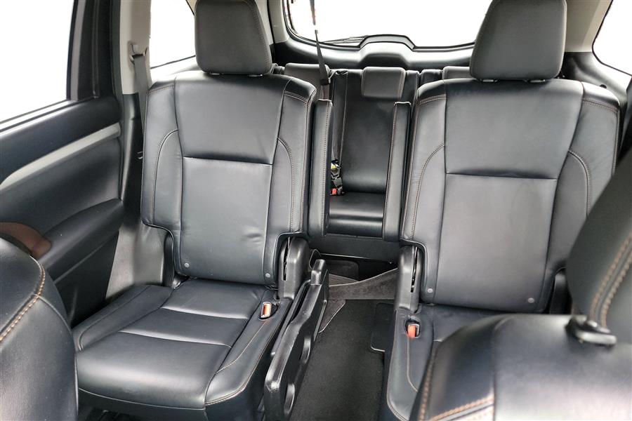 2015 Toyota Highlander AWD 4dr V6 XLE (Natl), available for sale in Lindenhurst, New York | Power Motor Group. Lindenhurst, New York 2015 Toyota Highlander AWD 4dr V6 XLE (Natl), available for sale in Lindenhurst, New York | Power Motor Group. Lindenhurst, New York