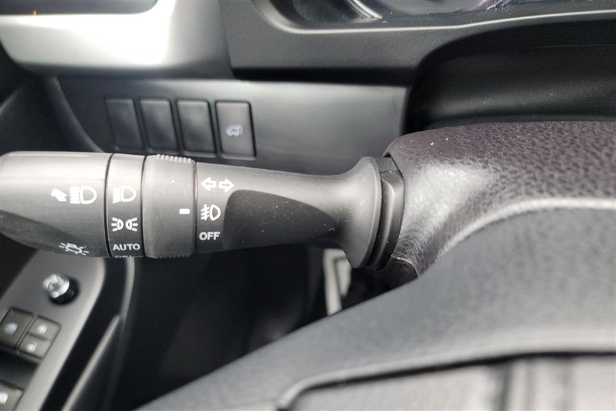 2015 Toyota Highlander AWD 4dr V6 XLE (Natl), available for sale in Lindenhurst, New York | Power Motor Group. Lindenhurst, New York 2015 Toyota Highlander AWD 4dr V6 XLE (Natl), available for sale in Lindenhurst, New York | Power Motor Group. Lindenhurst, New York