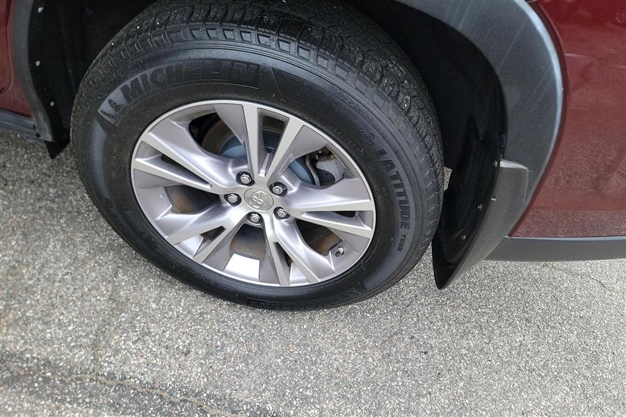 2015 Toyota Highlander AWD 4dr V6 XLE (Natl), available for sale in Lindenhurst, New York | Power Motor Group. Lindenhurst, New York 2015 Toyota Highlander AWD 4dr V6 XLE (Natl), available for sale in Lindenhurst, New York | Power Motor Group. Lindenhurst, New York