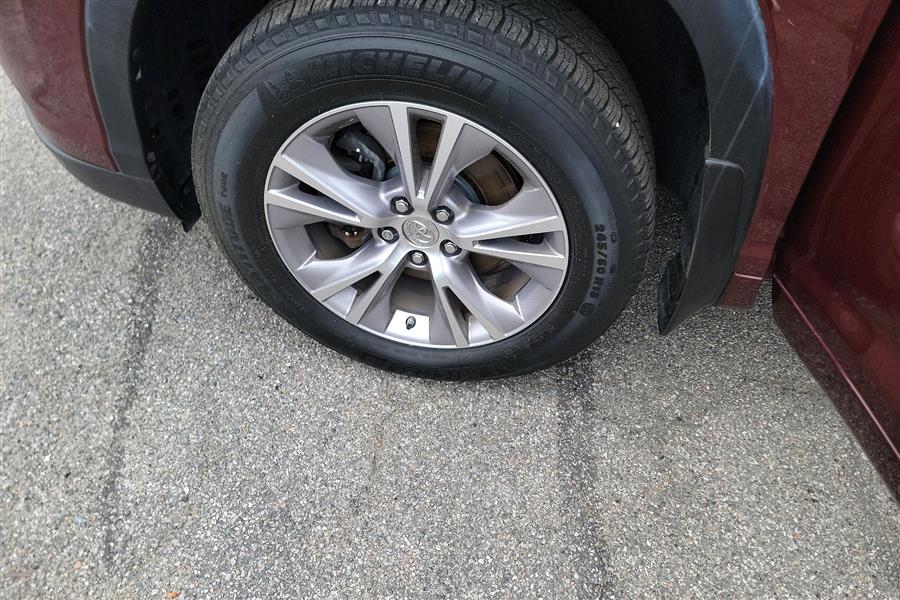 2015 Toyota Highlander AWD 4dr V6 XLE (Natl), available for sale in Lindenhurst, New York | Power Motor Group. Lindenhurst, New York 2015 Toyota Highlander AWD 4dr V6 XLE (Natl), available for sale in Lindenhurst, New York | Power Motor Group. Lindenhurst, New York